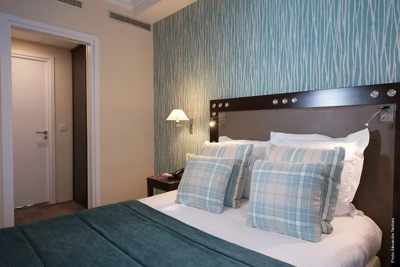 Hotel Le 46 Paris 3*,  France